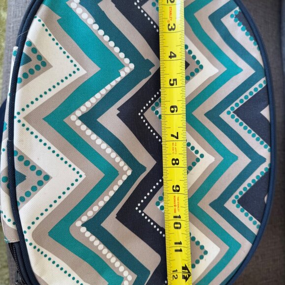 Thirty One Insulated Cooler, Retired Dotty Chevron Pattern - Picture 5 of 7